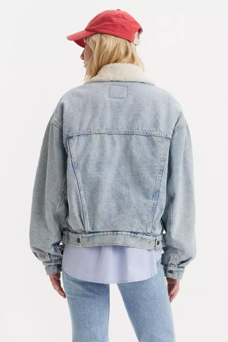 Levi's 90s Sherpa Trucker - morning sunlight