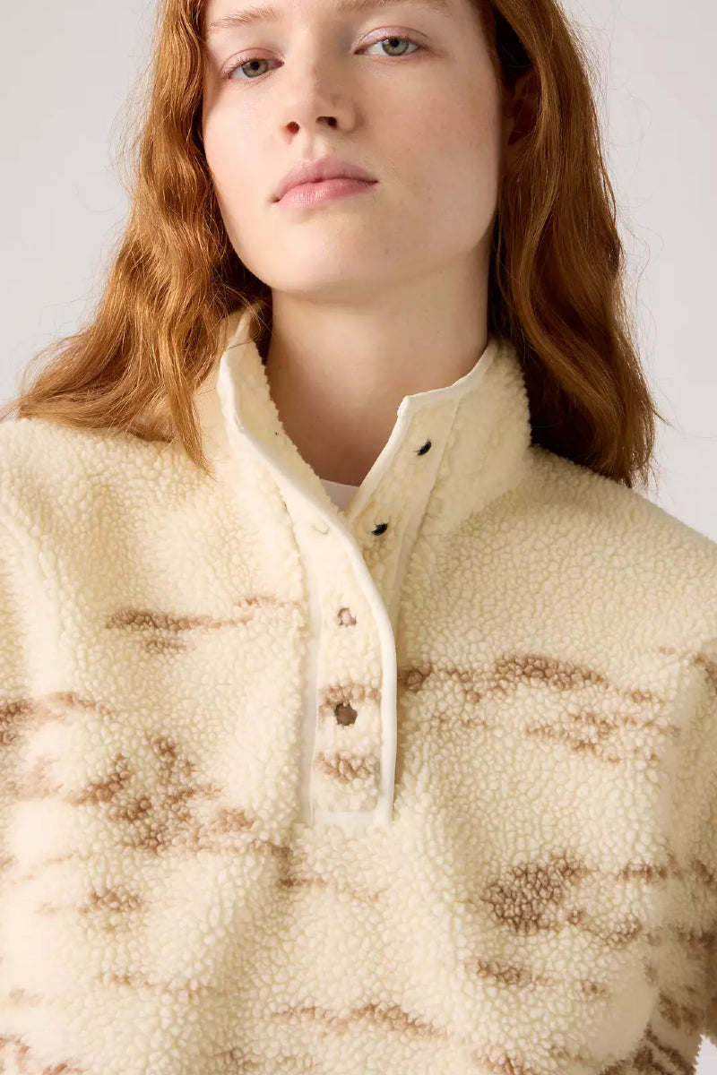 Levi's Kasey Sherpa Pullover Outerwear - Wild Horses Landscape