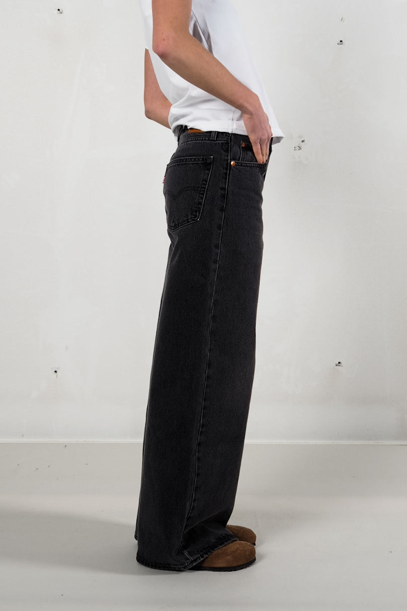 Levi's XL Straight - influential lady