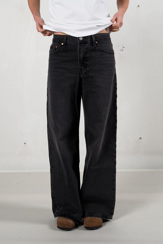 Levi's XL Straight - influential lady