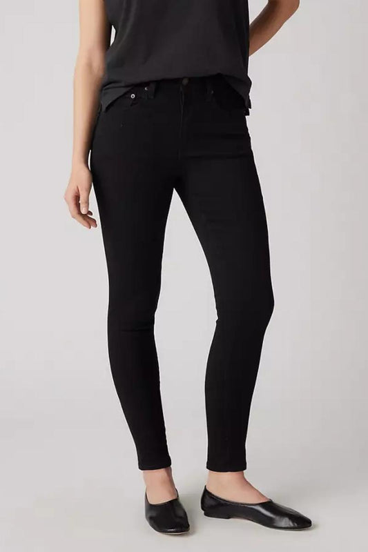 Naisten mustat pillifarkut