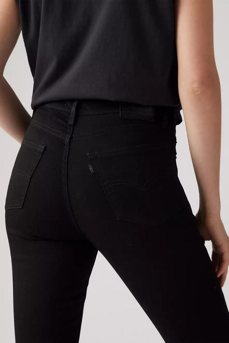 Naisten mustat pillifarkut