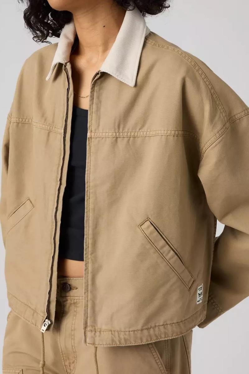 Naisten beige takki