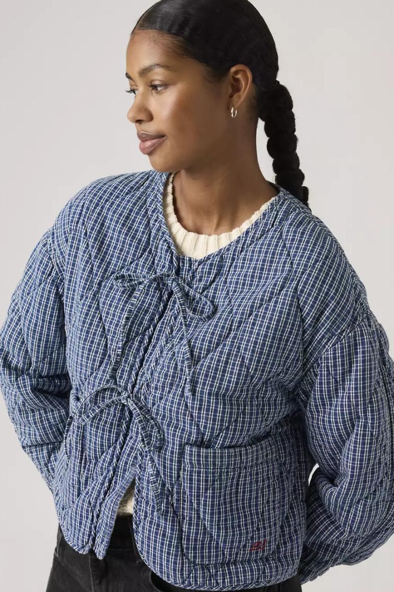 Nauhoilla solmittava tikkitakki