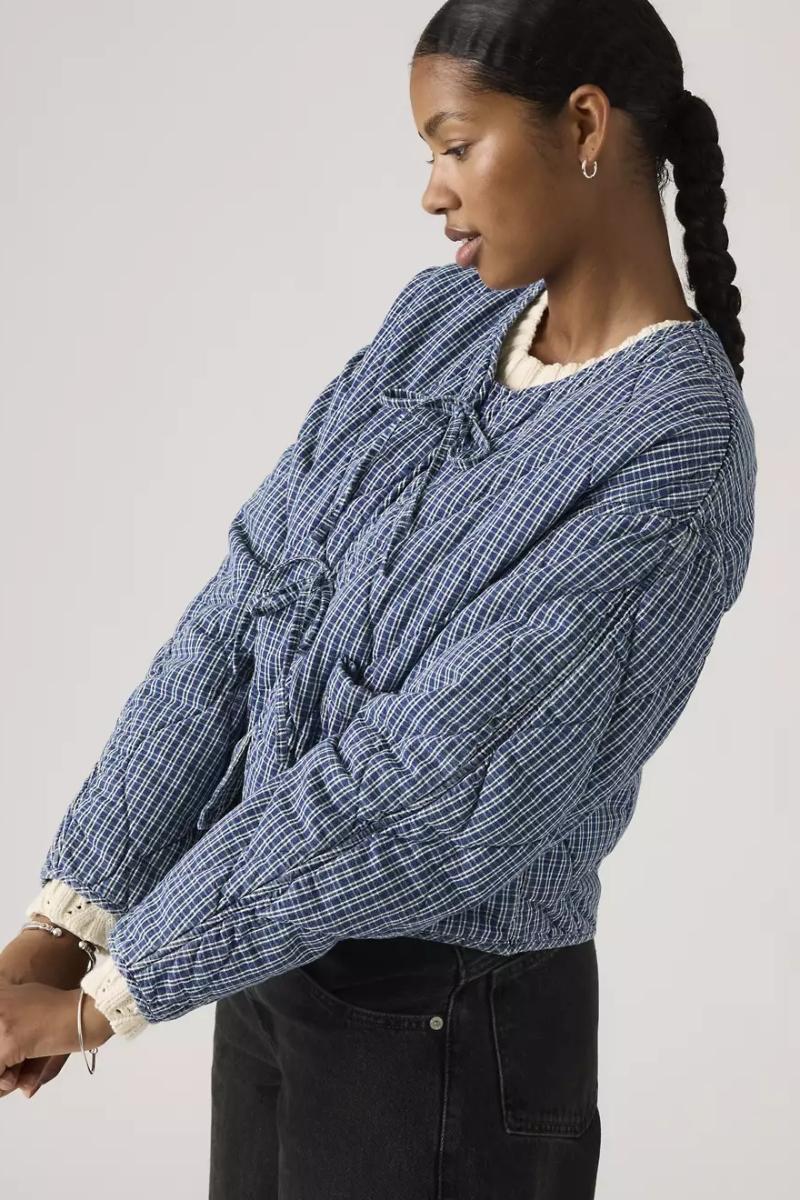 Nauhoilla solmittava tikkitakki