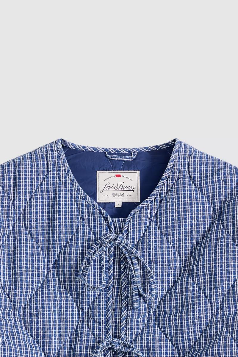 Nauhoilla solmittava tikkitakki