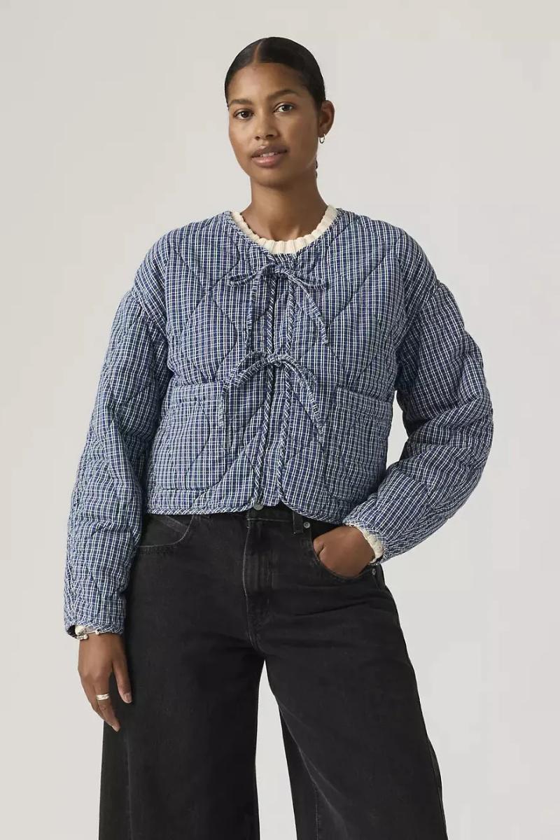 Nauhoilla solmittava tikkitakki