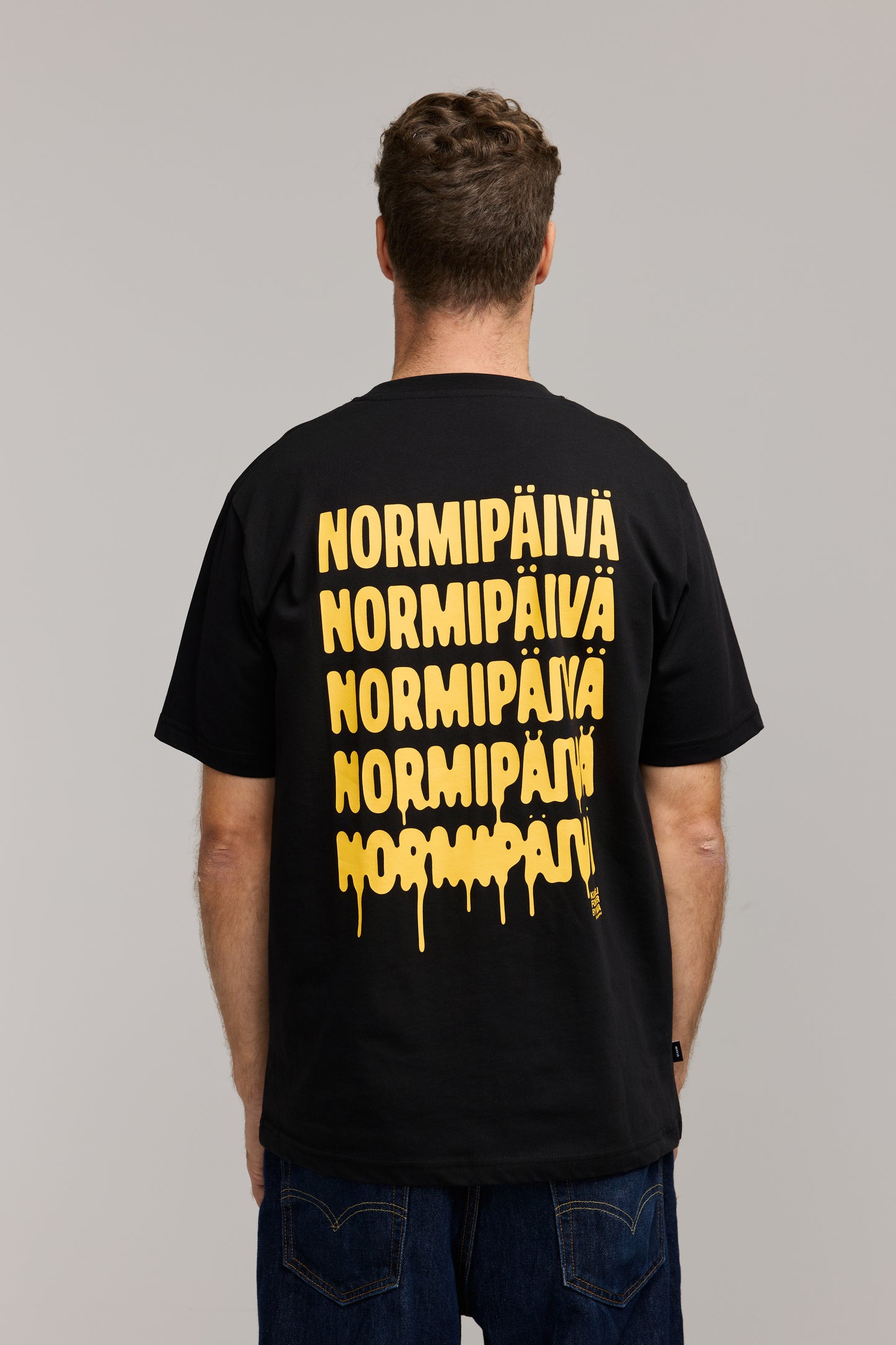 Makia x Kummeli Huomenna t-shirt - black