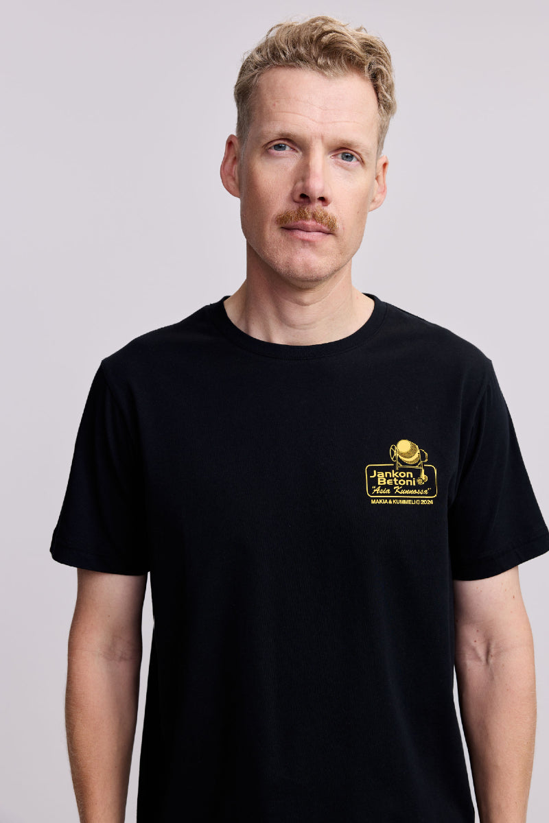 Makia x Kummeli Jankon Betoni t-shirt - black