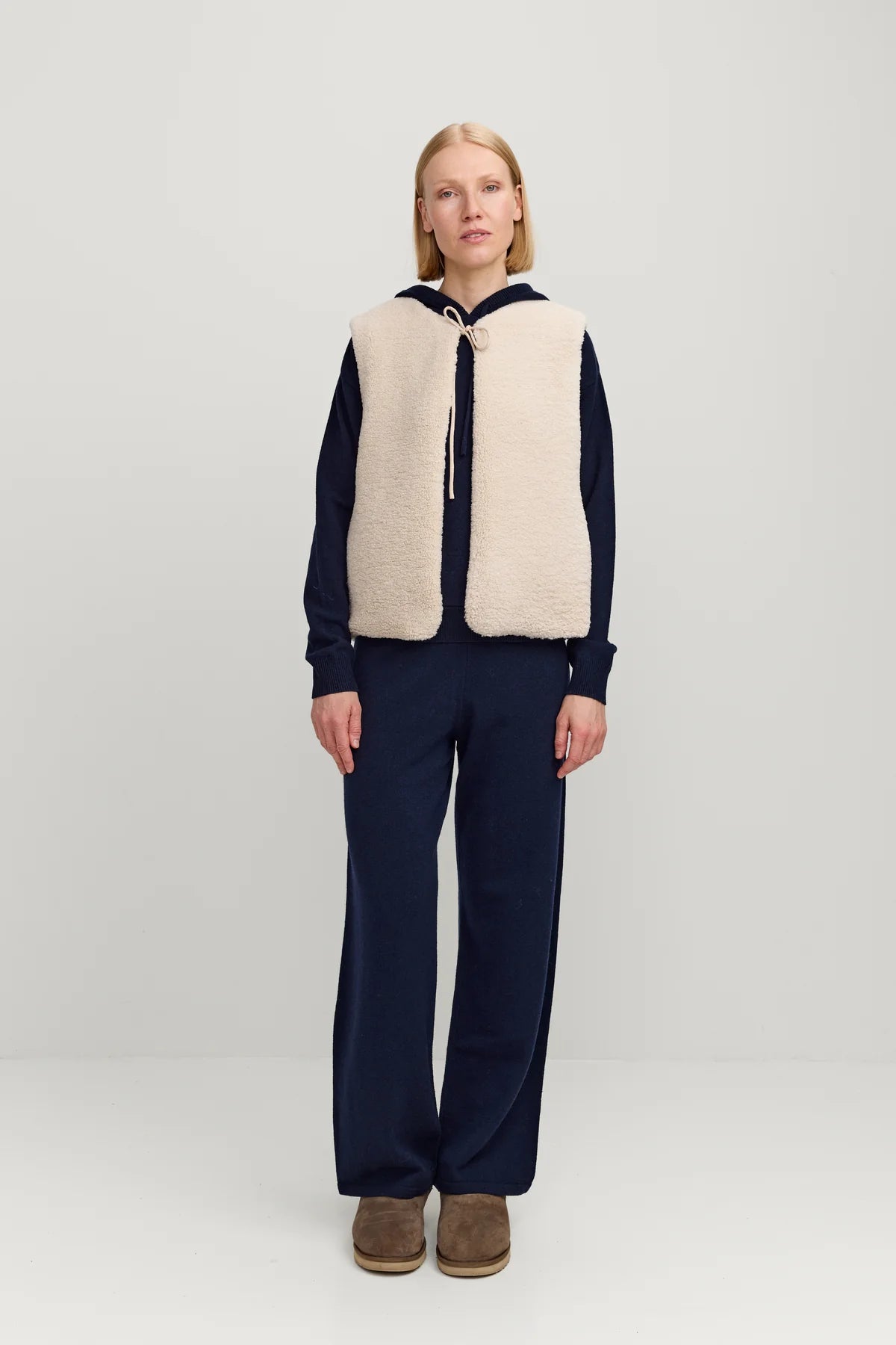 Makia Viivi vest - off white