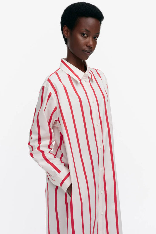 Marimekko Muovata Puhveli mekko - valkoinen / punainen