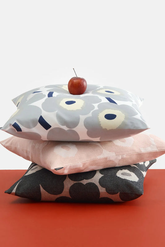 Marimekko Pieni Unikko tyynynpäällinen 50x50 cm - harmaa