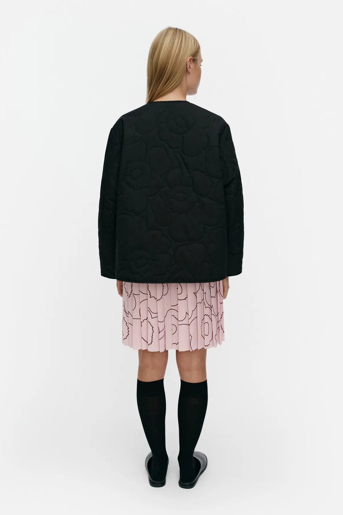 Marimekko Kapseli Piirto Unikko kevyttoppatakki - musta