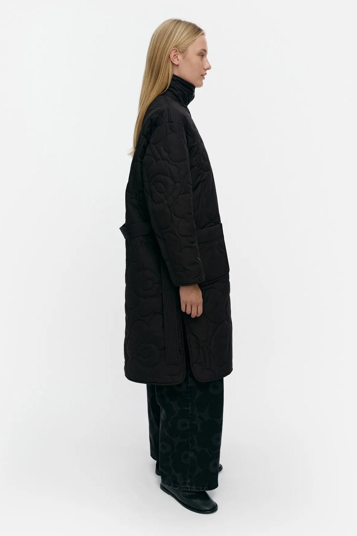 Marimekko Kolppi Piirto Unikko Kevyttoppatakki - musta