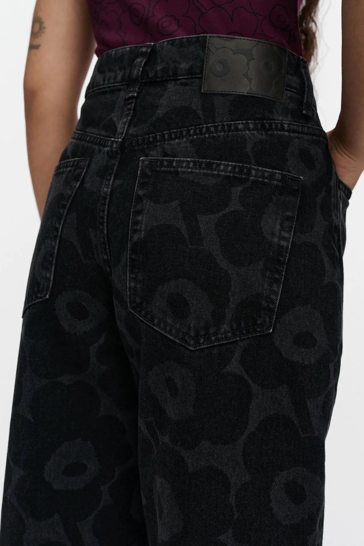 Marimekko Maridenim Barrel Unikko farkut - pesty musta