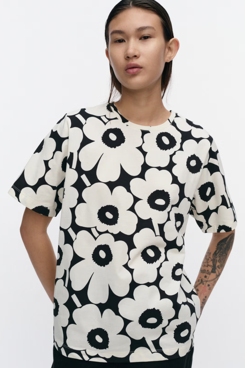 Marimekko Tunnit Unikko T-paita - musta / luonnonvalkoinen