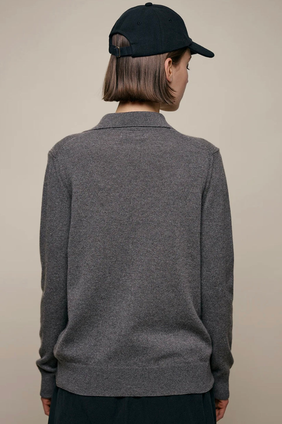 Merz b. Schwanen Women's V-neck pullover - grain