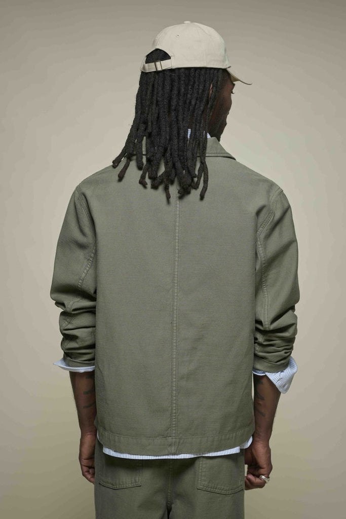 Merz b. Schwanen Cropped Sateen Canvas Worker's Jacket - army
