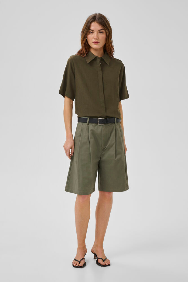 My Essential Wardrobe MWDias SS Boxy shirt - forest night