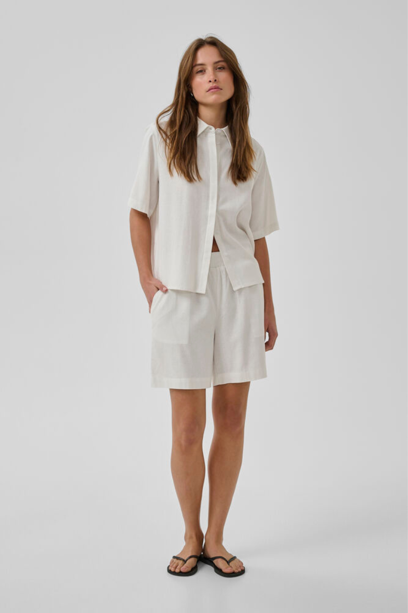 My Essential Wardrobe MWDias SS Boxy shirt - bright white