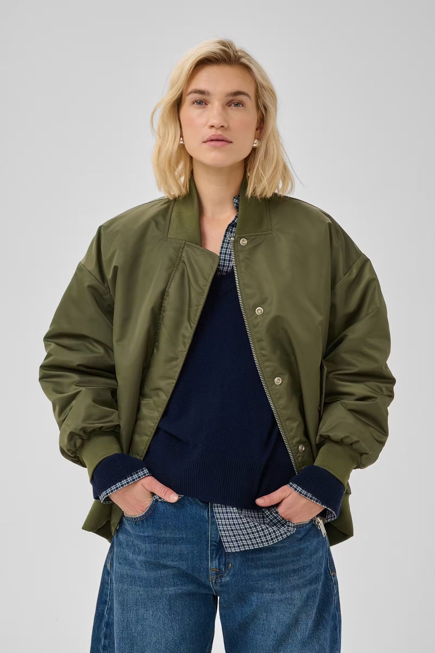 My Essential Wardrobe HelgaMW Bomber jacket - green