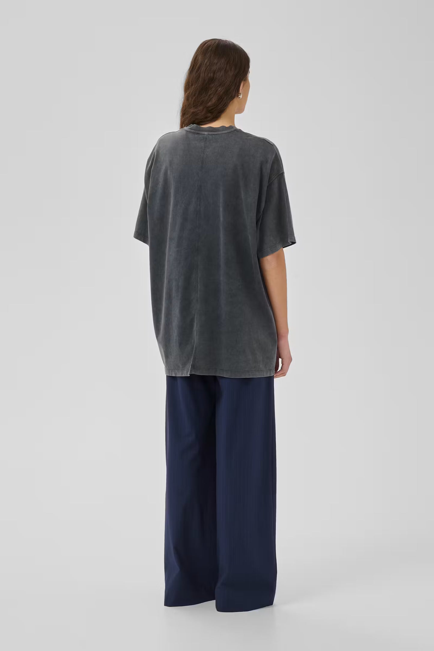 My Essential Wardrobe HelleMW EMB Boxy Tee - black