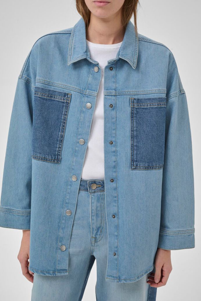 My Essential Wardrobe MWMazie 139 Boxy Mix shirt - light blue / blue wash
