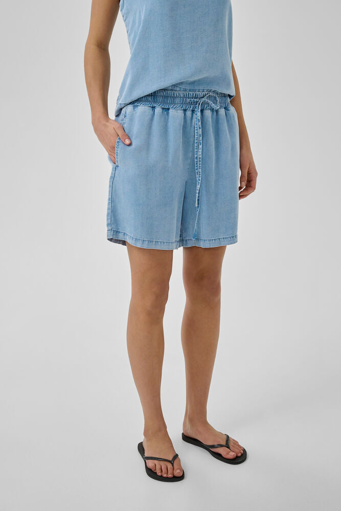 My Essential Wardrobe MWNelly shorts - light blue / blue wash