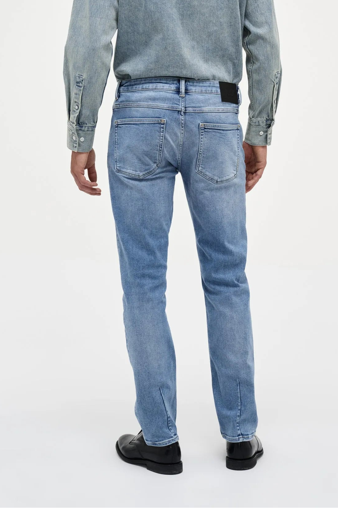 NEUW Lou Straight farkut - fazer