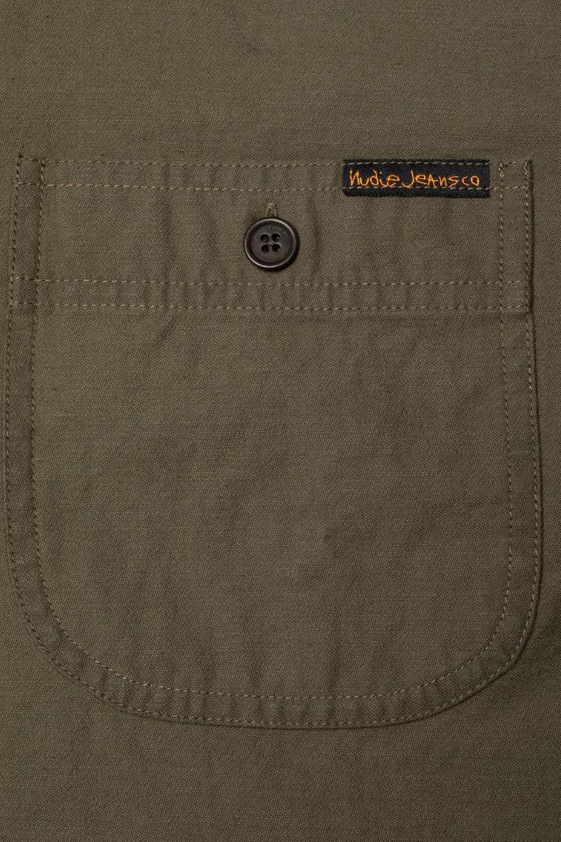 Miesten Nudie Jeansin vihreä kauluspaita