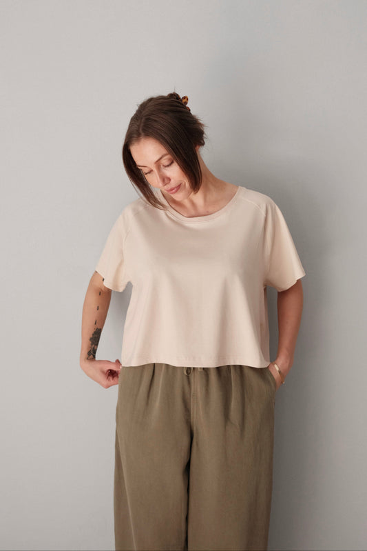 Naisten cropattu oversize t-paita