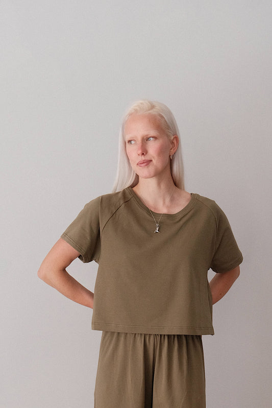 Naisten vihreä oversize t-paita
