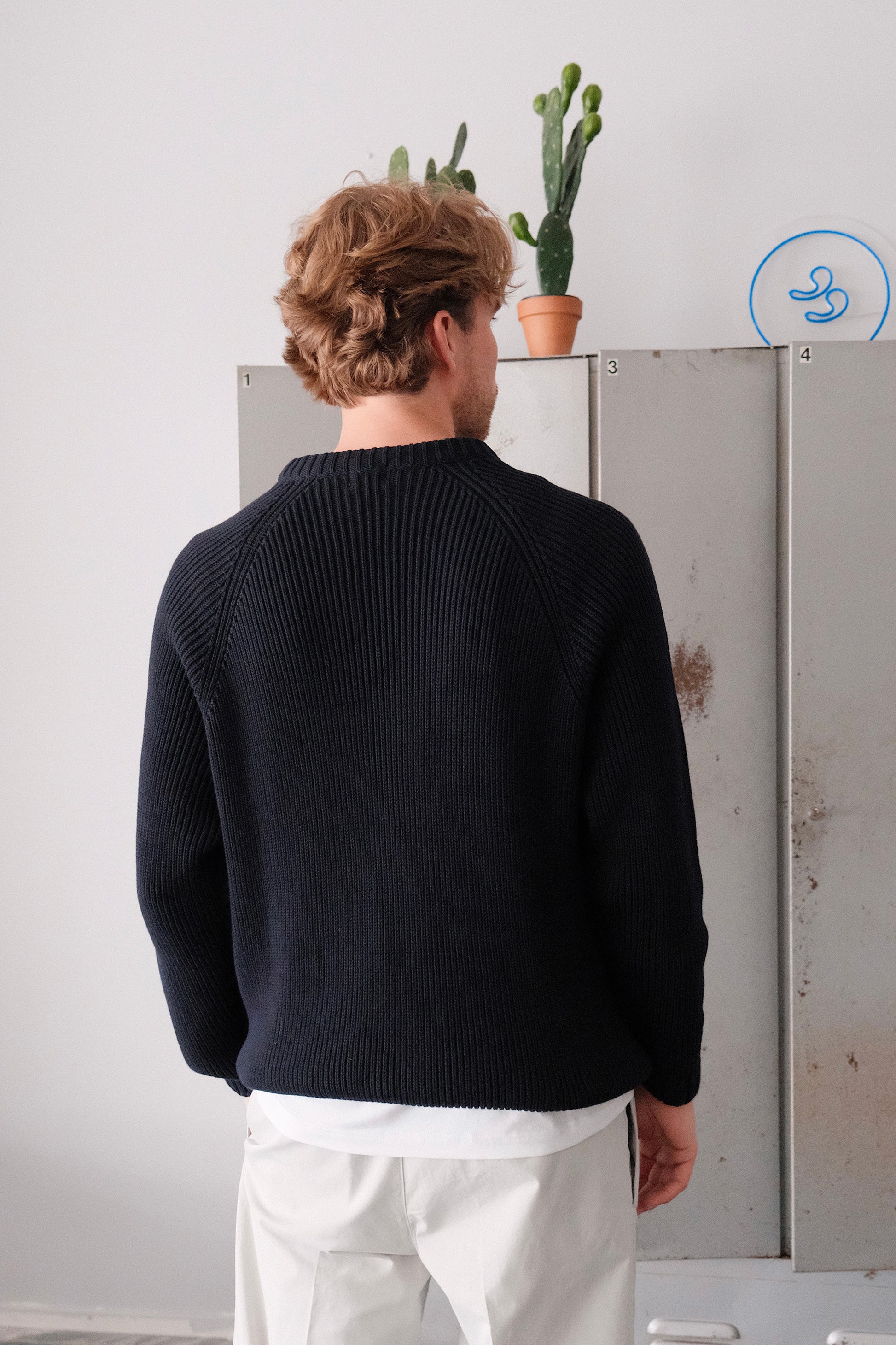 Miesten navy neule