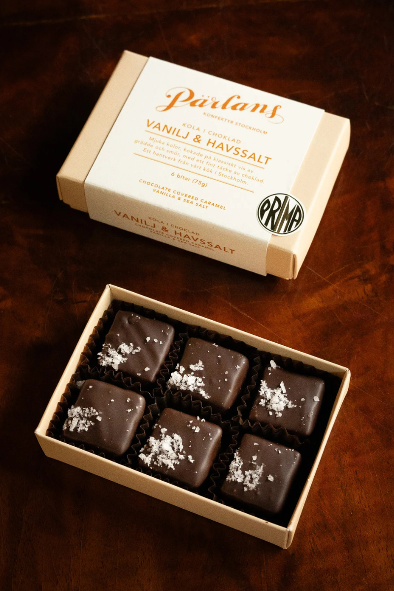 Pärlans Konfektyr Chocolate covered caramel box of 6 - vanilla & sea salt