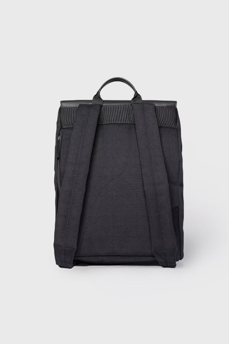 Sandqvist Everyday Lid backpack M - black with black leather