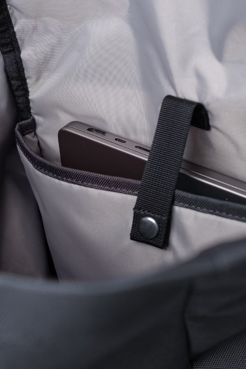 Sandqvist Ground Rolltop Backpack L - Navy