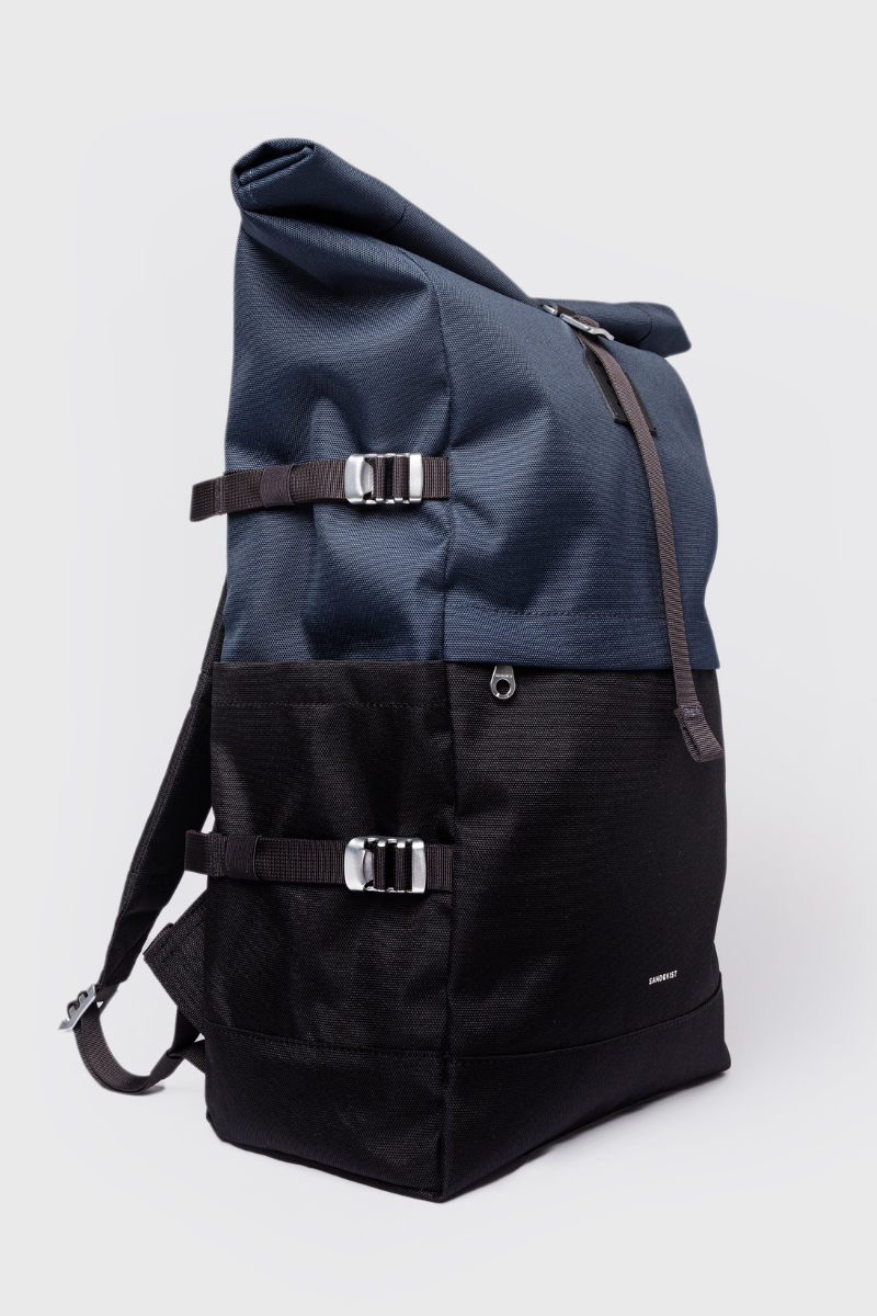 Sandqvist Icon Rolltop Backpack L - multi black / navy with black leather