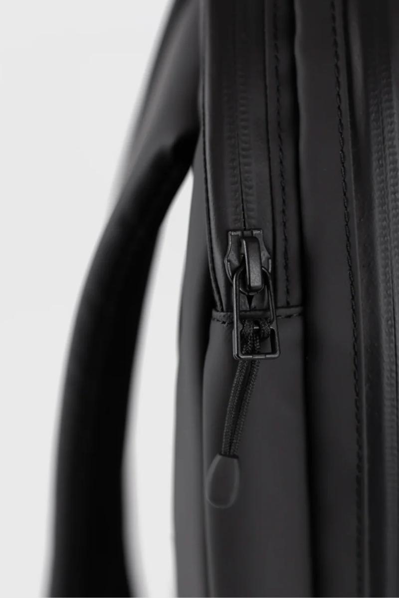 Sandqvist stream daypack reppu