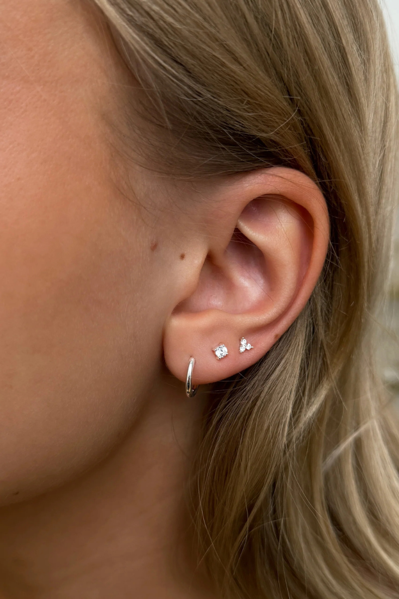 Syster P Celestia Triple stone studs - silver