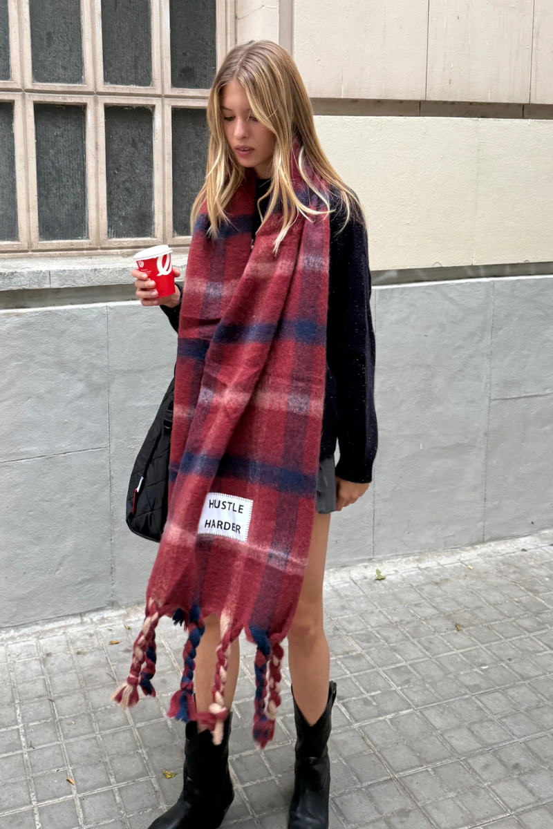 Verb to do XXL scarf - Hustle Harder