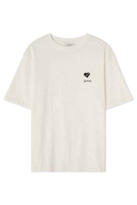 AVENY Berkeley Tee Feel The Beat Patch - Almost White