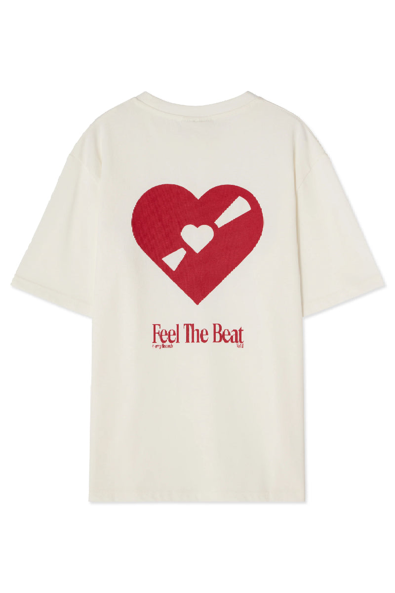 AVENY Berkeley Tee Feel The Beat - Almost White