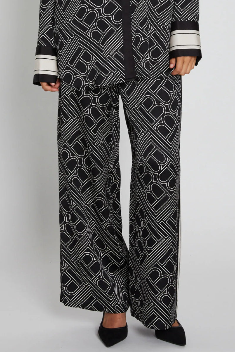 Bruuns Bazaar Floret Rina Pants - dark logo print