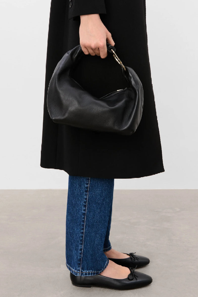 Flattered Amanda shoulder bag leather - black