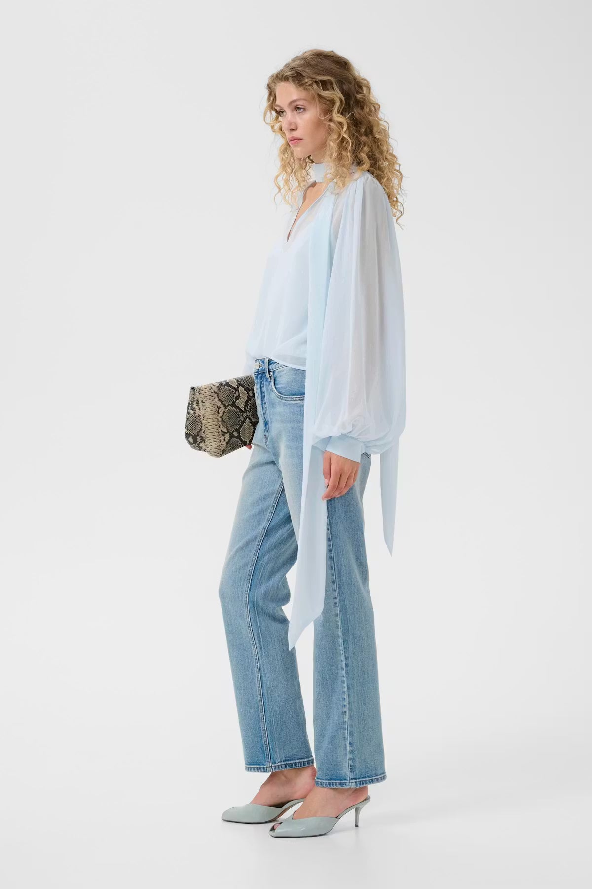 Gestuz GZzurina blouse - blue finch