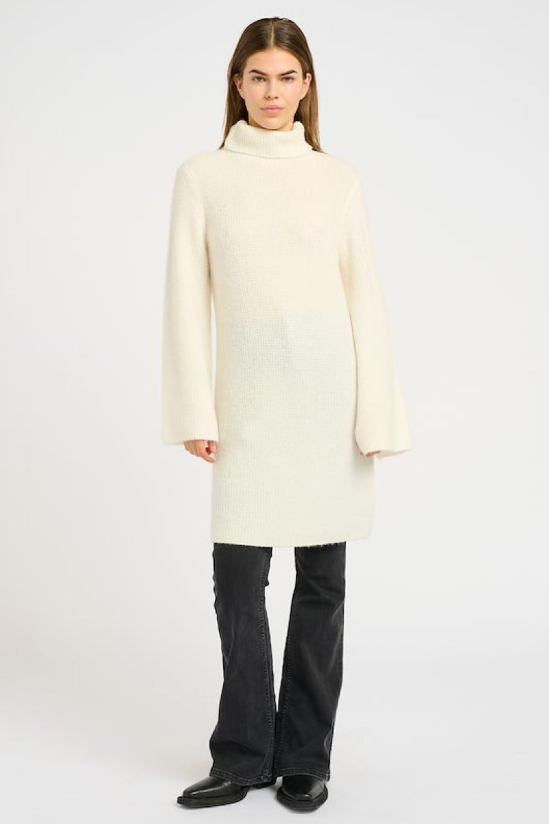 Gestuz AlphaGZ rollneck dress - egret