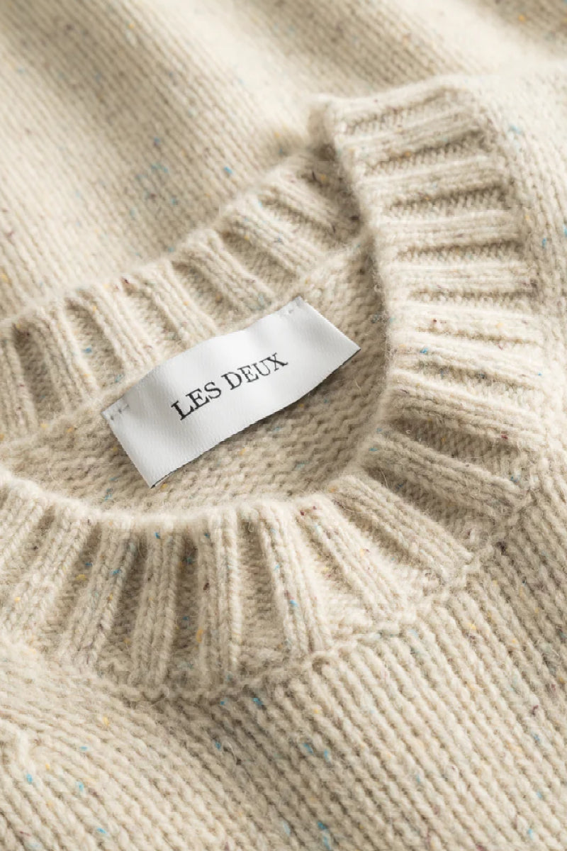 Les Deux Gary Fleck Wool Roundneck - Light sand