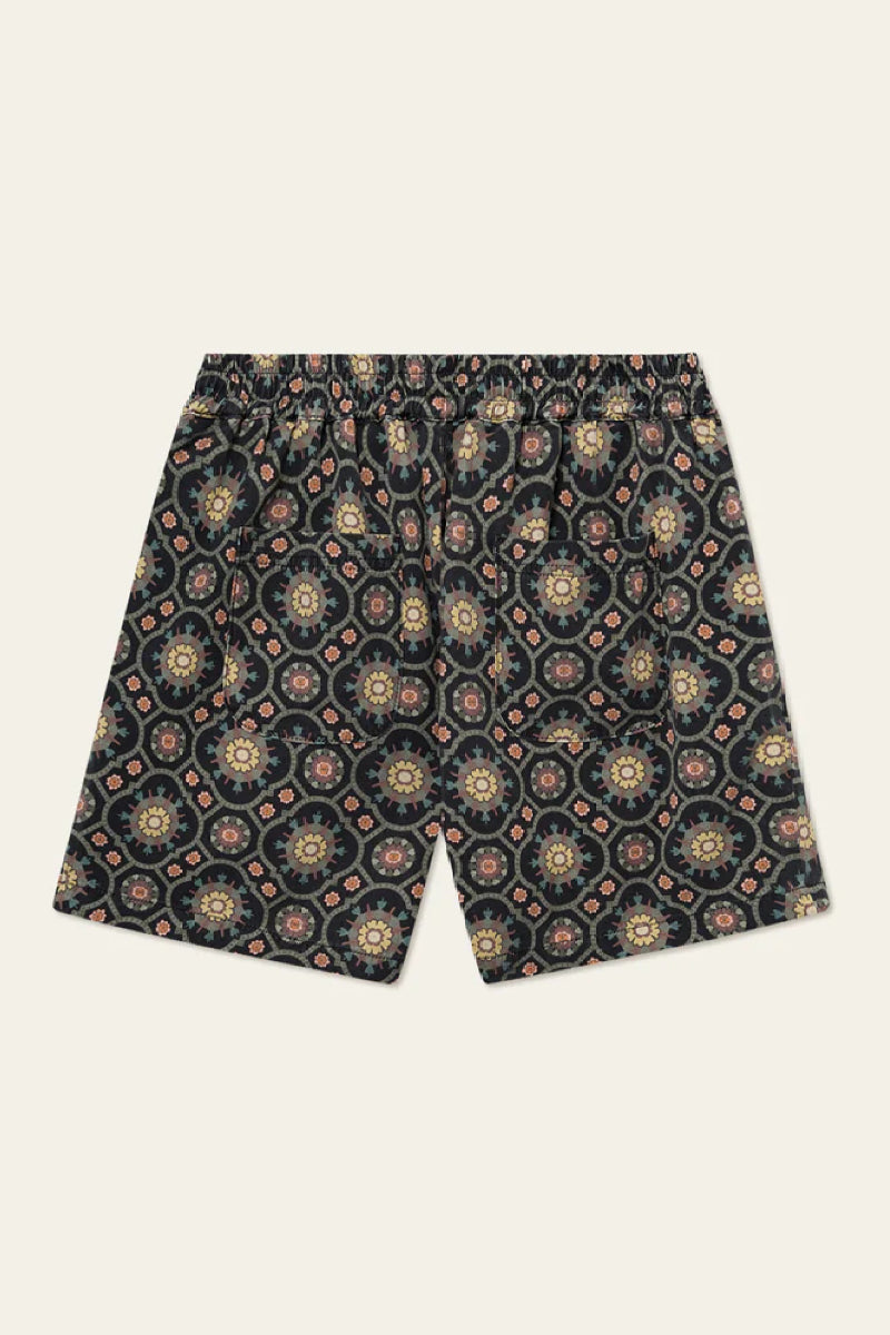 Les Deux Tapestry Shorts - black / surplus green