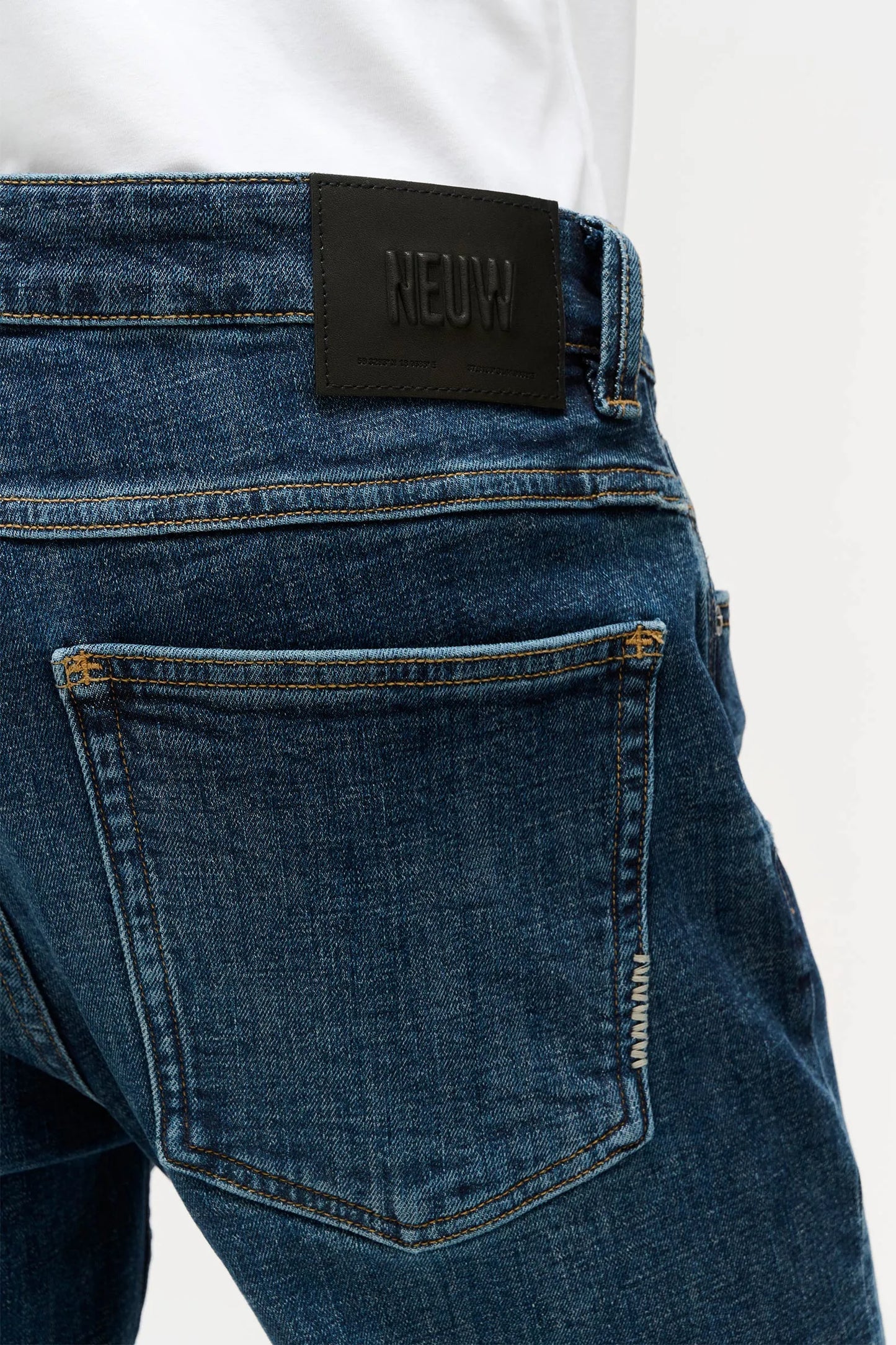 NEUW Lou Straight farkut - revery