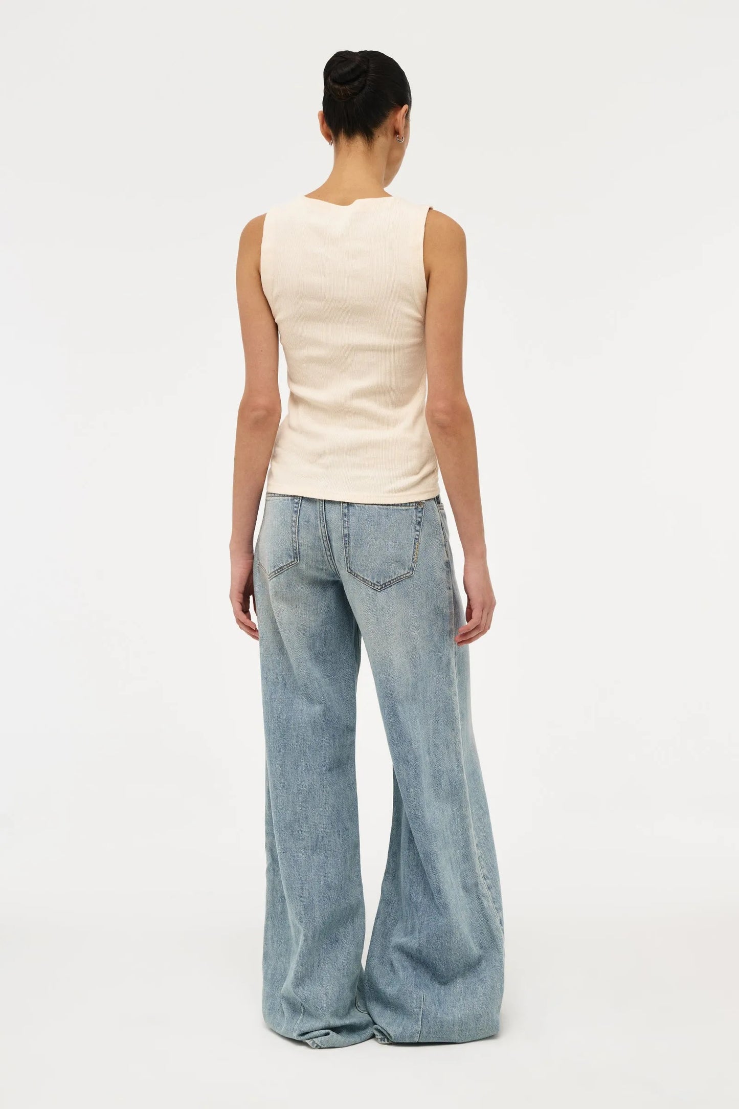 NEUW Milla Wide - capsule